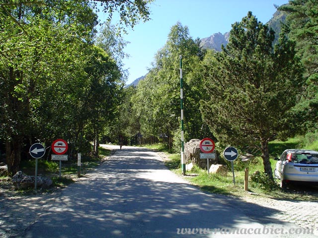 Barrera Km 11...prohibido el paso de coches